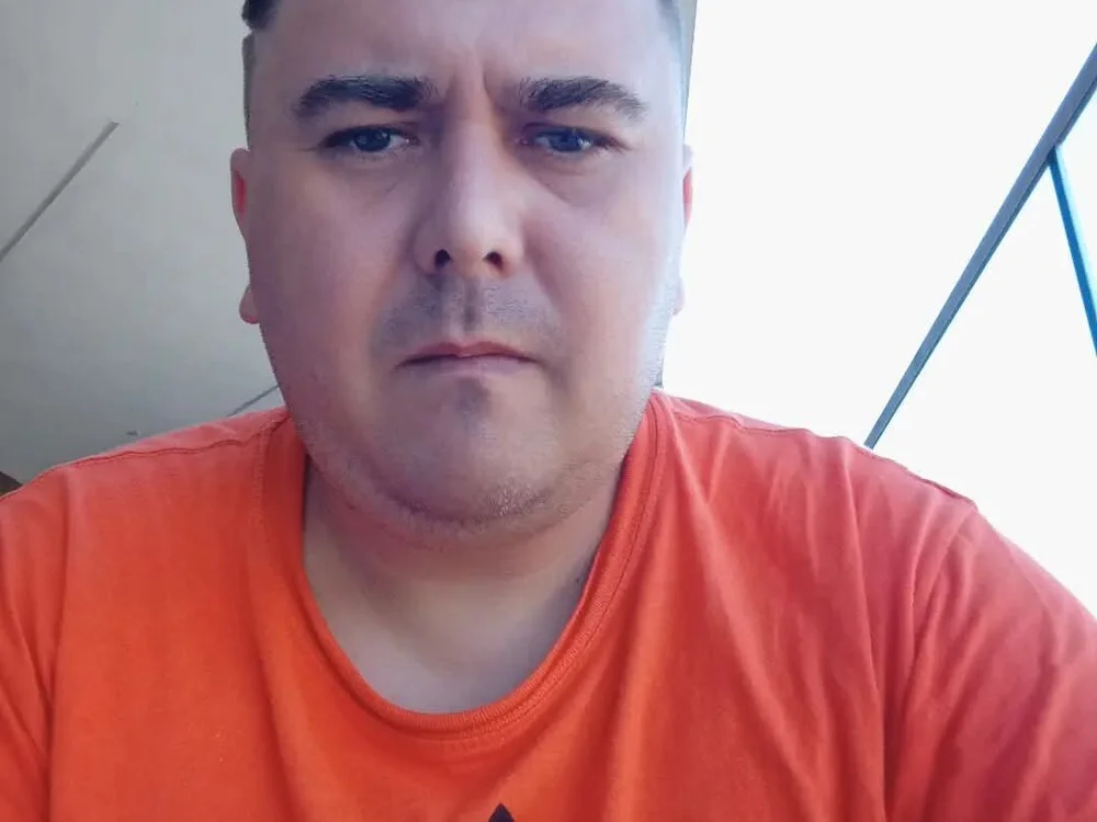 puposul69 离线XXX聊天