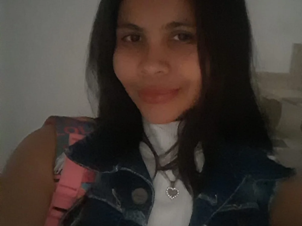 Desiree_FrostF offline chatrum
