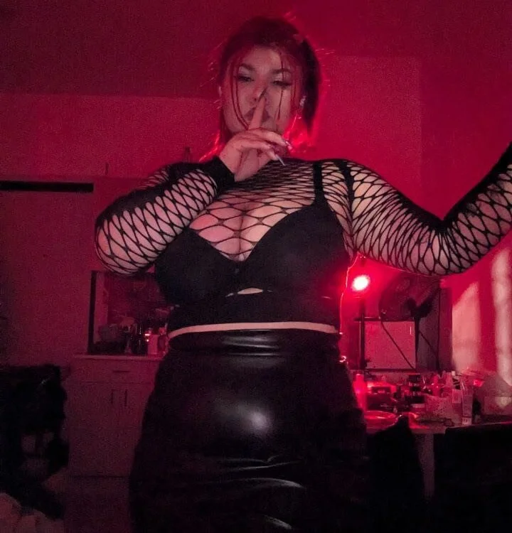 PollyRodgers' Offline XXX Chat