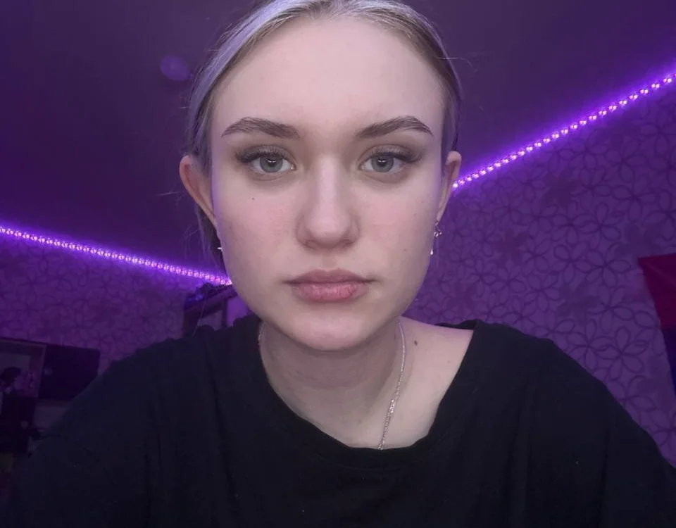 Offline XXX chat Alyssa_Thornwod