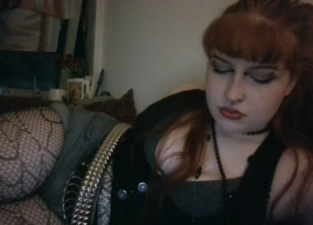 sirenlena's Offline XXX Chat