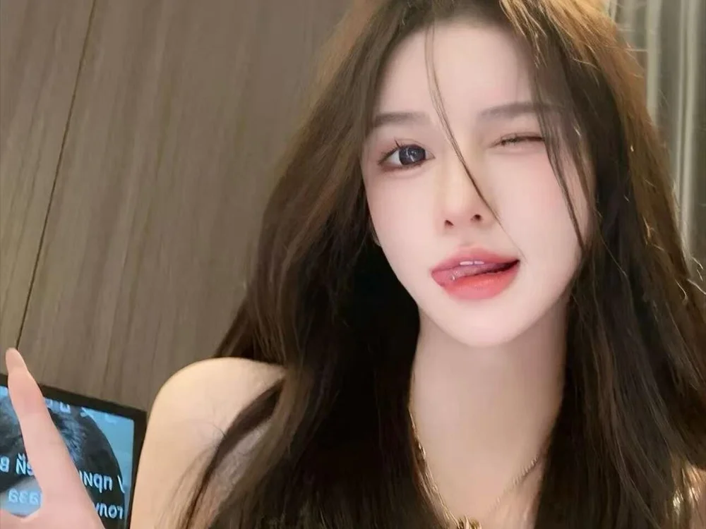 viviz-001n Offline XXX chat