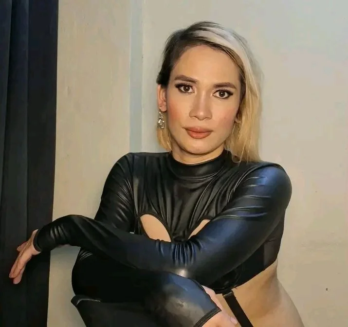 sexyaira30