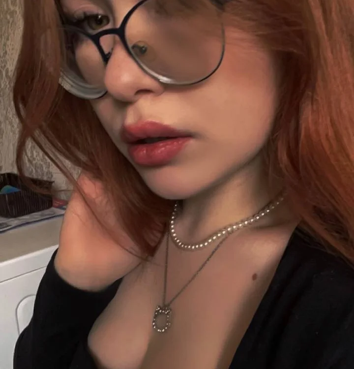 Offline chatovací místnost KellyyQueenn