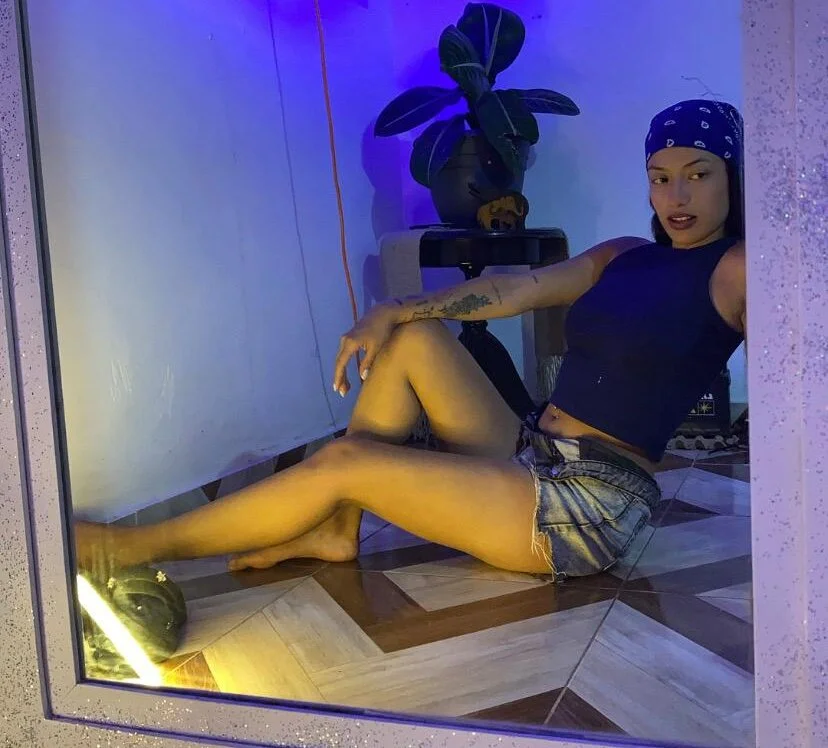 candyblair_: офлайн-секс-чат