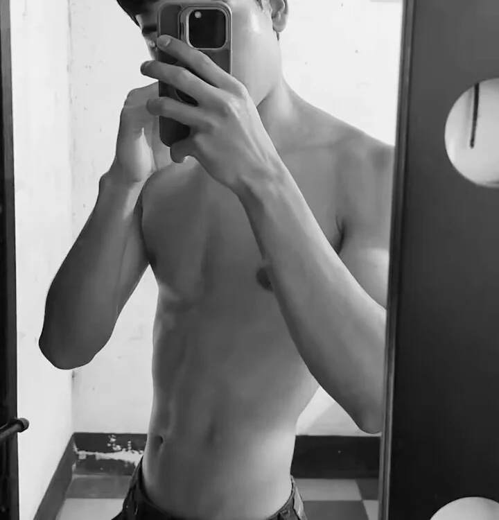 sandroveyra89's Offline XXX Chat