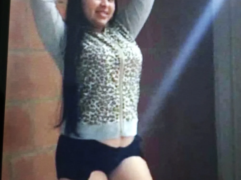 violetapeeveet's Offline XXX Chat