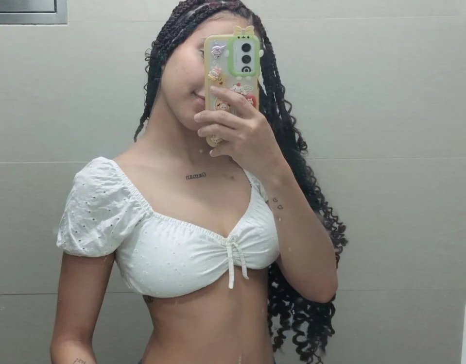 NicoleDoshi_ Offline XXX-Chat