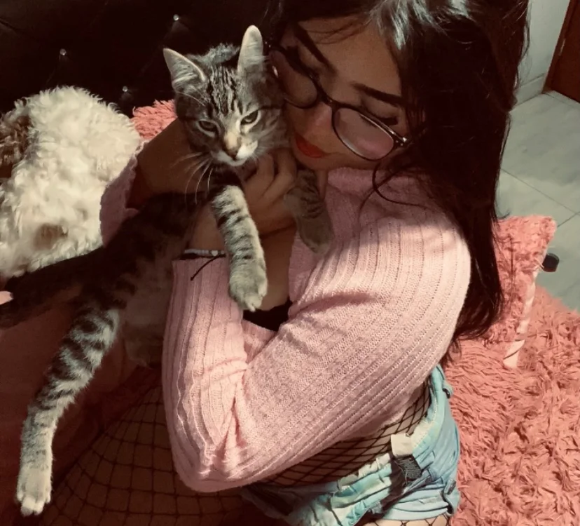 Lana_Hands Chat XXX offline