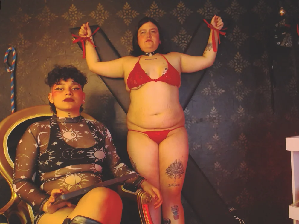 Milaanddalia's Offline XXX Chat