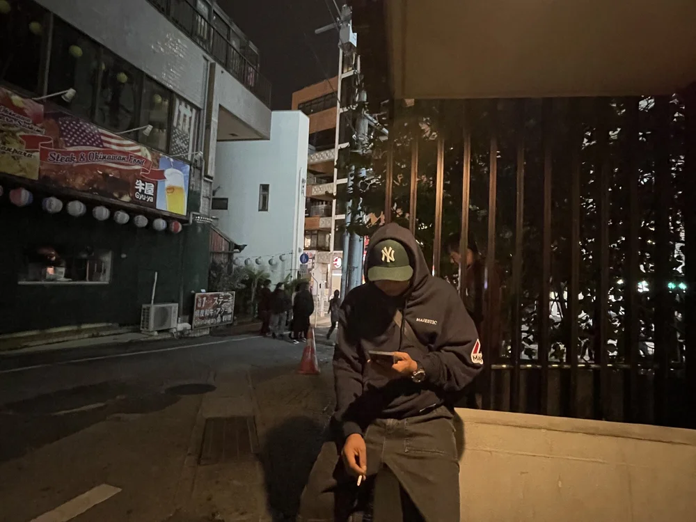 tinAandAlex69 離線 XXX 聊天