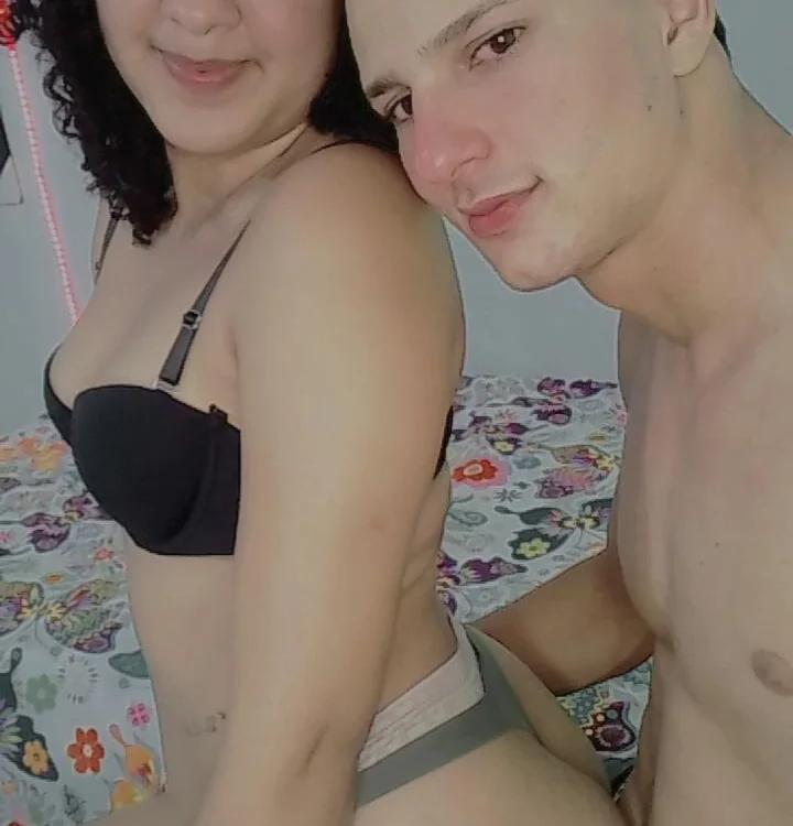 sneiderysofi08's Offline XXX Chat