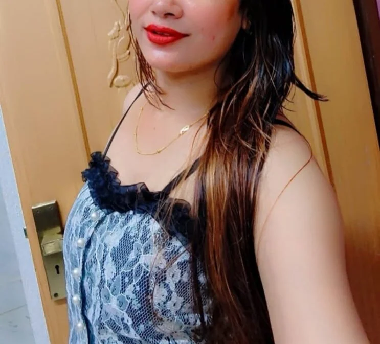 aparna15's Offline Chat Room