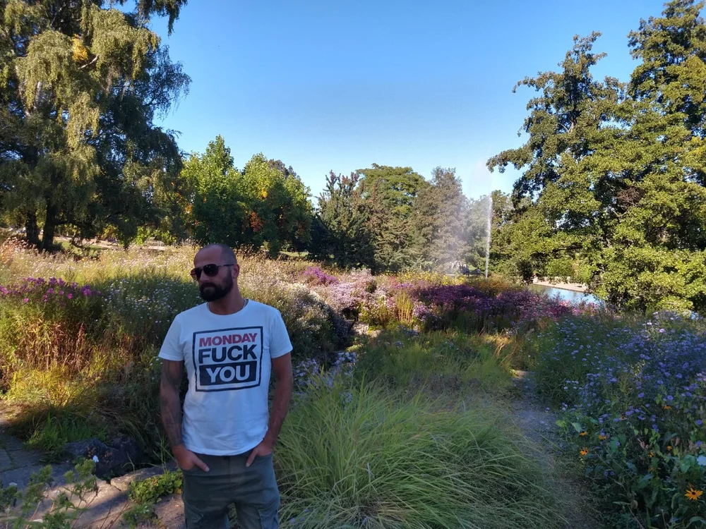 Suit_at_play's Offline XXX Chat