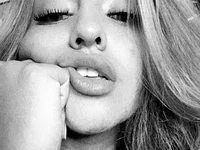 Felicity_Hops's webcam live show