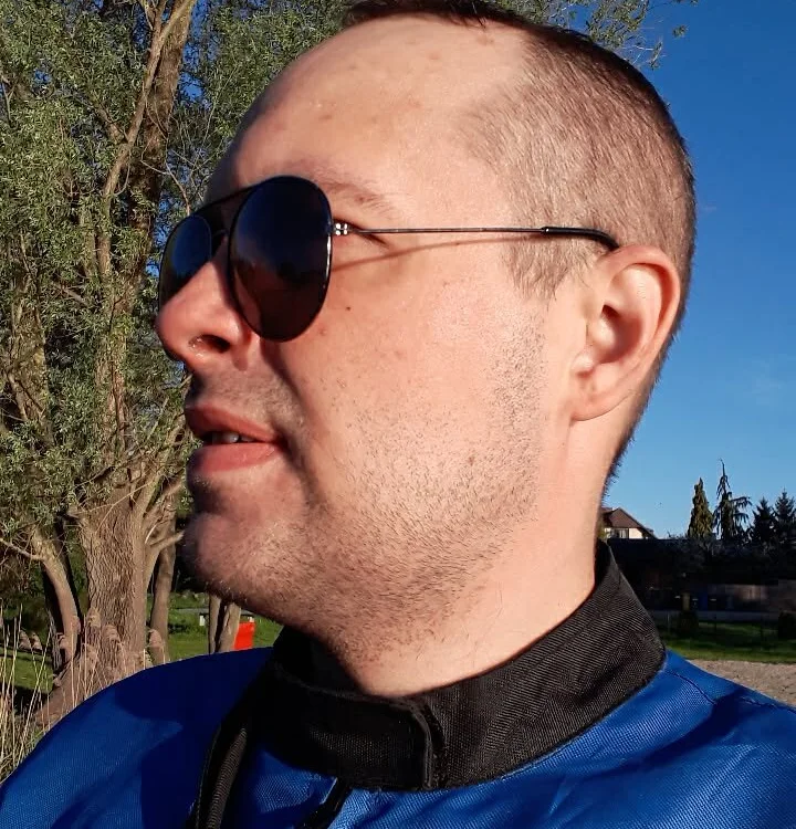 Bartek2890 offline chatrum