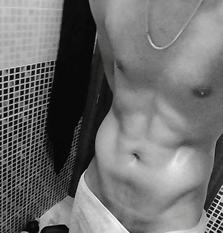 TuuMorenazo27 অফলাইন XXX চ্যাট