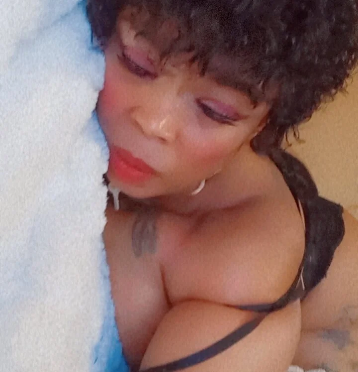 Gucci_Bx's Offline XXX Chat