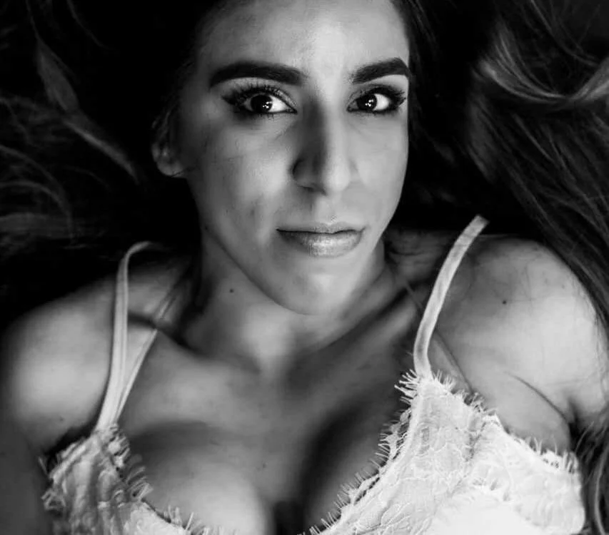 Chat +18 off-line de LatinArabQueen