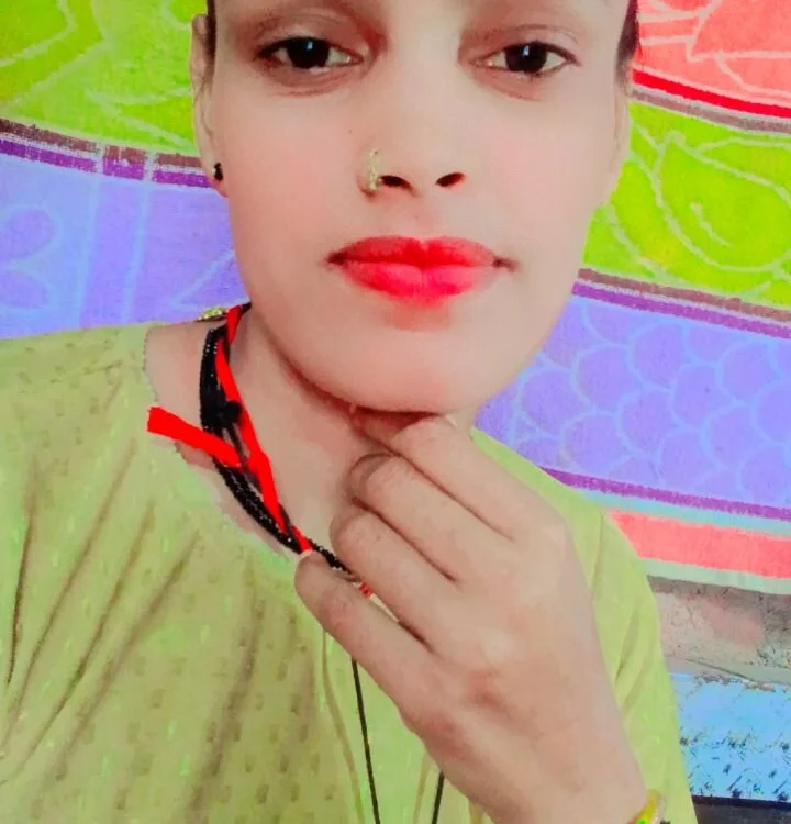 Hot_bhabi09's Offline Chat Room