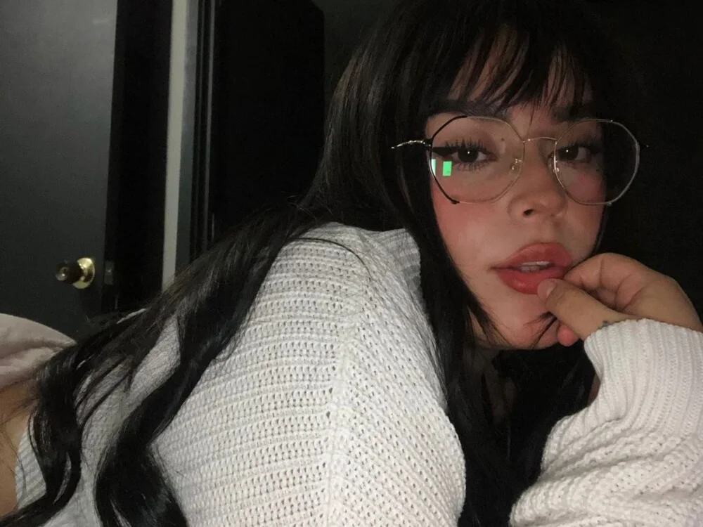 دردشة Laksmy_v الجنسية المباشرة