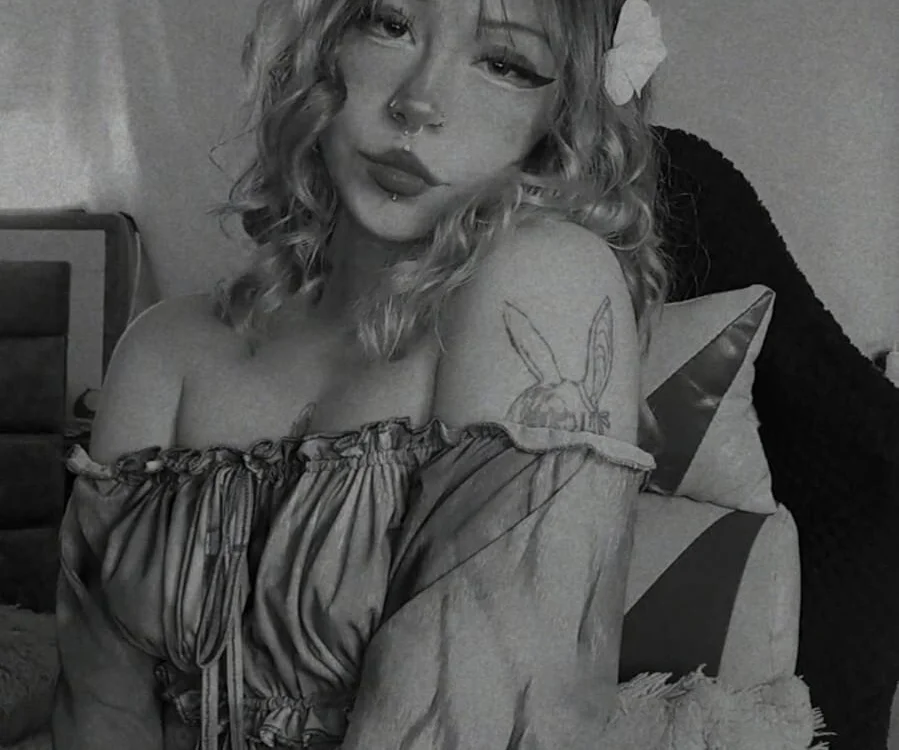 Alicee_34のオフラインXXXチャット