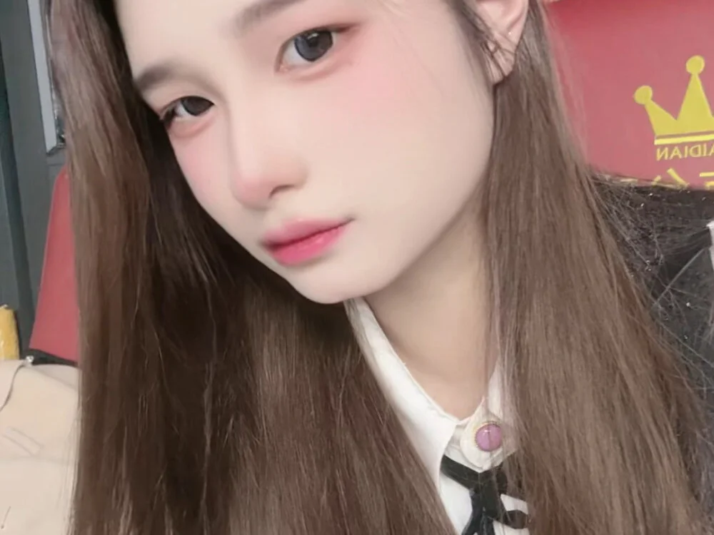 xiaoyu200711 Chat XXX Ngoại tuyến