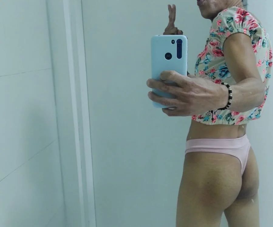 แชท XXX ออฟไลน์ของ susan_tropical