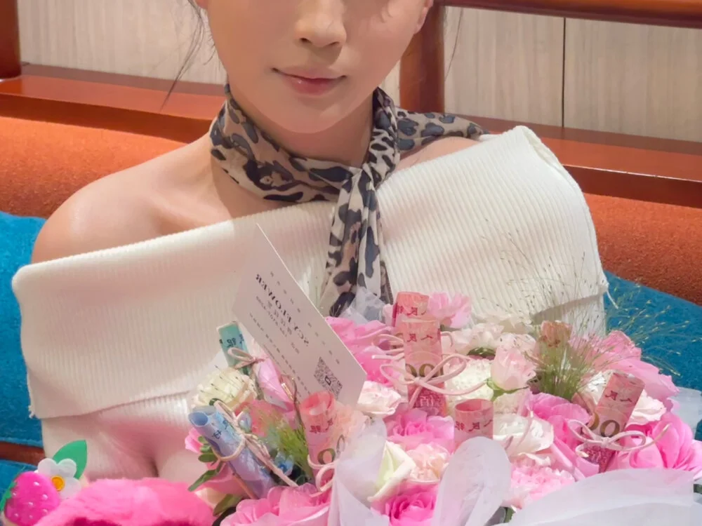 FO-686's Offline XXX Chat