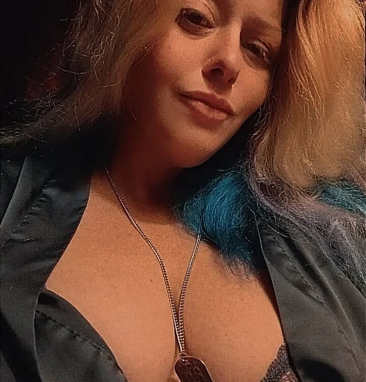 SexKittenOo's Offline XXX Chat