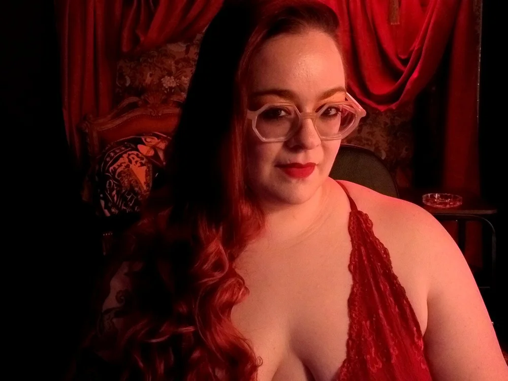 ember_riley's Offline Chat Room