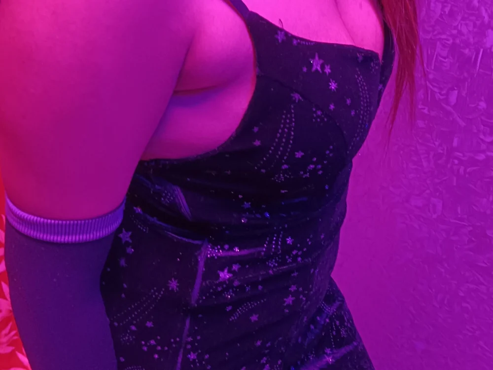 aisha_love143's Offline XXX Chat