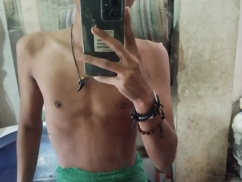 Grece11 Obrolan XXX Offline