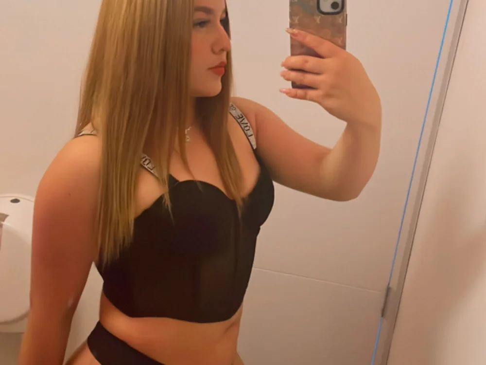 Sweetbaby2_0 cam model