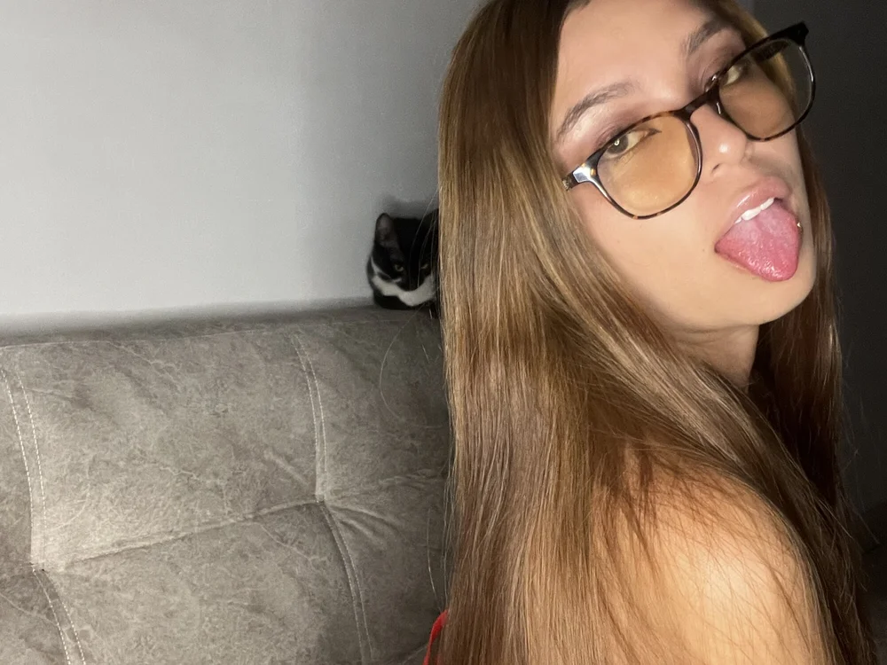 Maialittle's Offline Chat Room