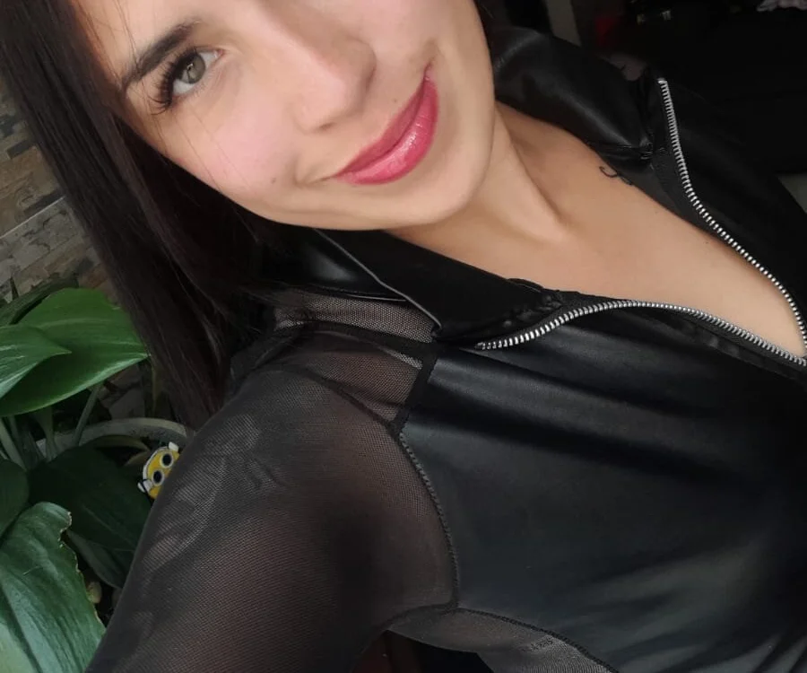 aishazaenmar's most recent online preview