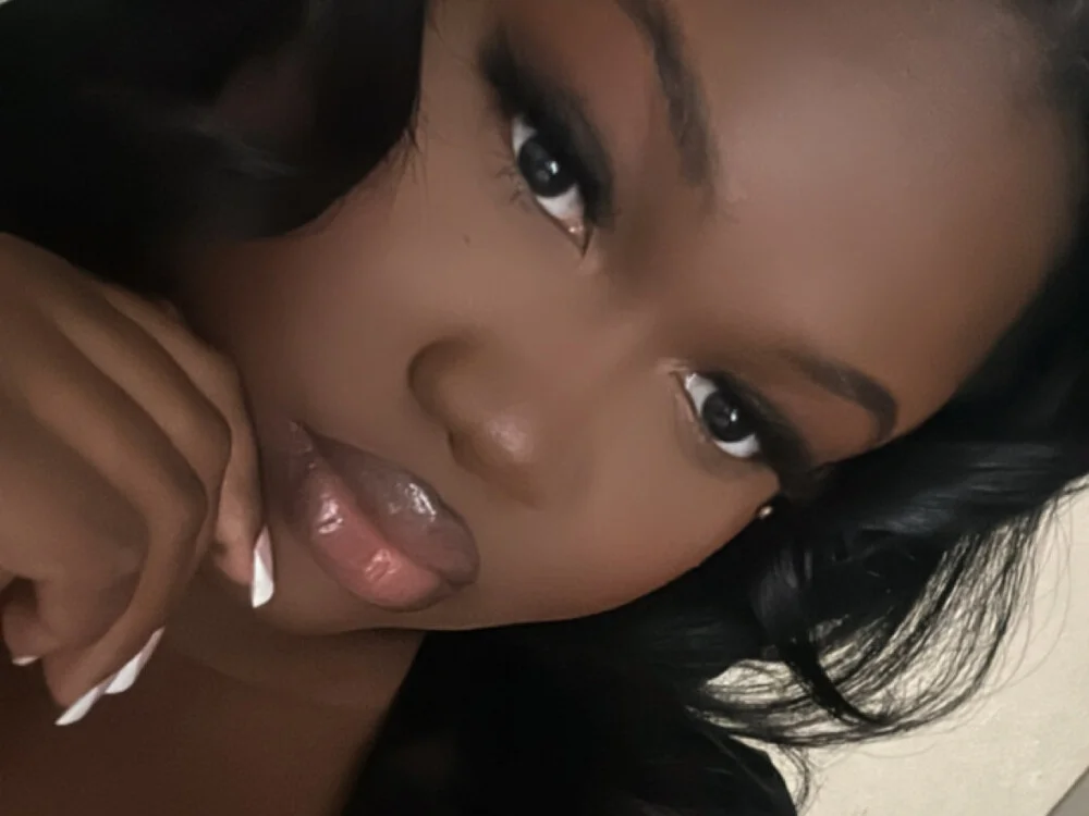 creamynala's Offline XXX Chat