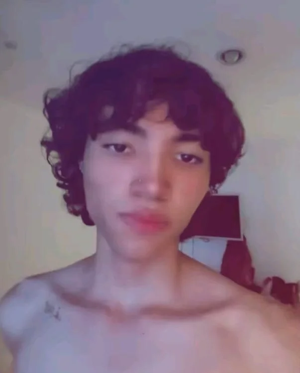 ห้องแชทออฟไลน์ของ ghwolspit