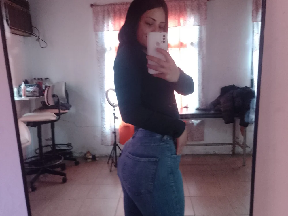 escorpiana16's Offline XXX Chat