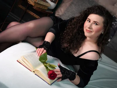 JESSYKA webcam livesex profile in hazel-eyes cams