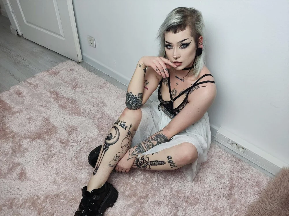 ViviaDark's Offline XXX Chat