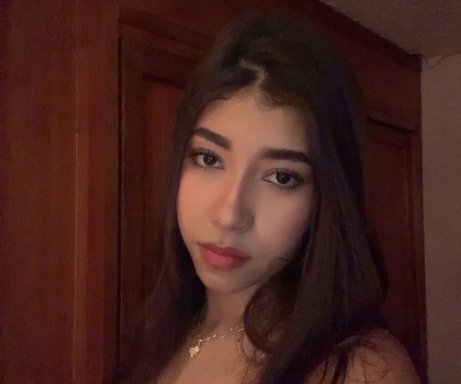 zoe_valky offline chatrum