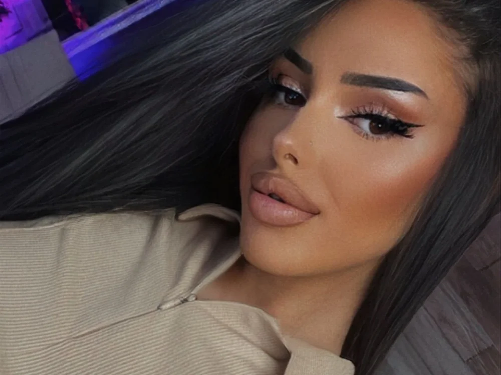 EvePosh Chat XXX live