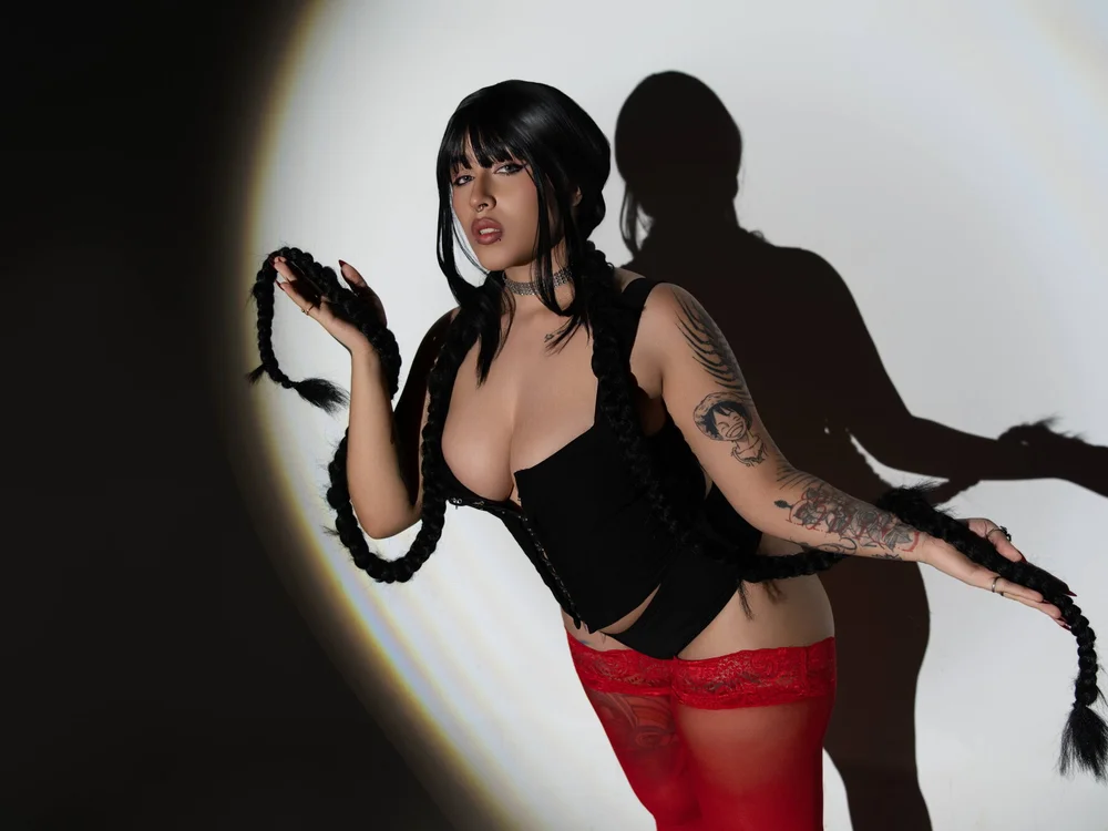 NicolStone_ Offline XXX-Chat