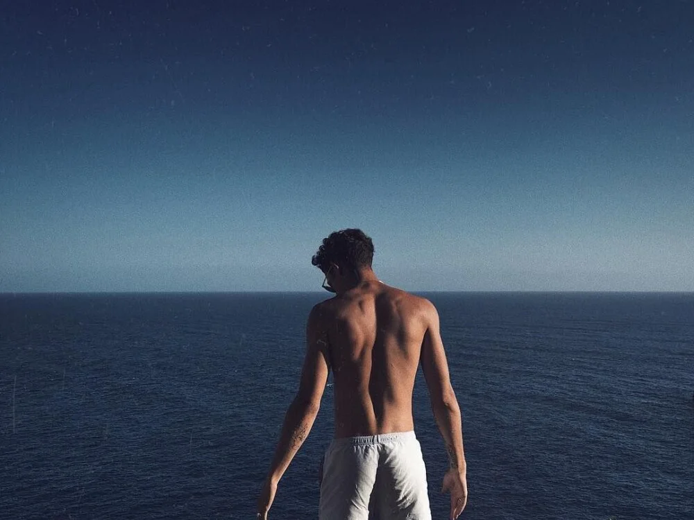 messi44 Adlı Modelin Çevrimdışı XXX Sohbeti