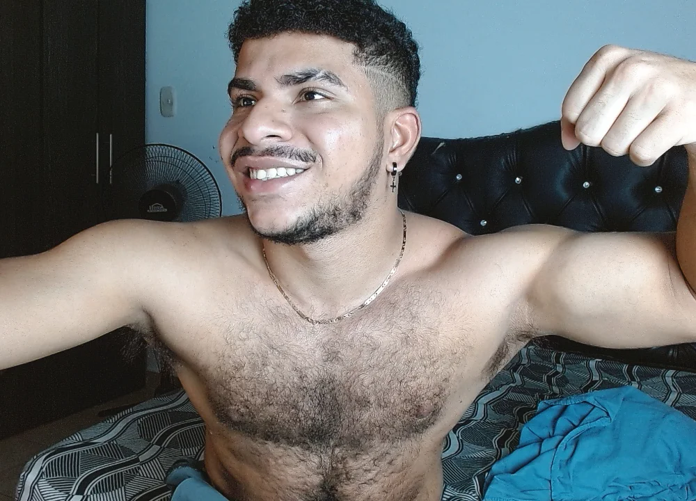 Javier_Hot27_のオフラインXXXチャット
