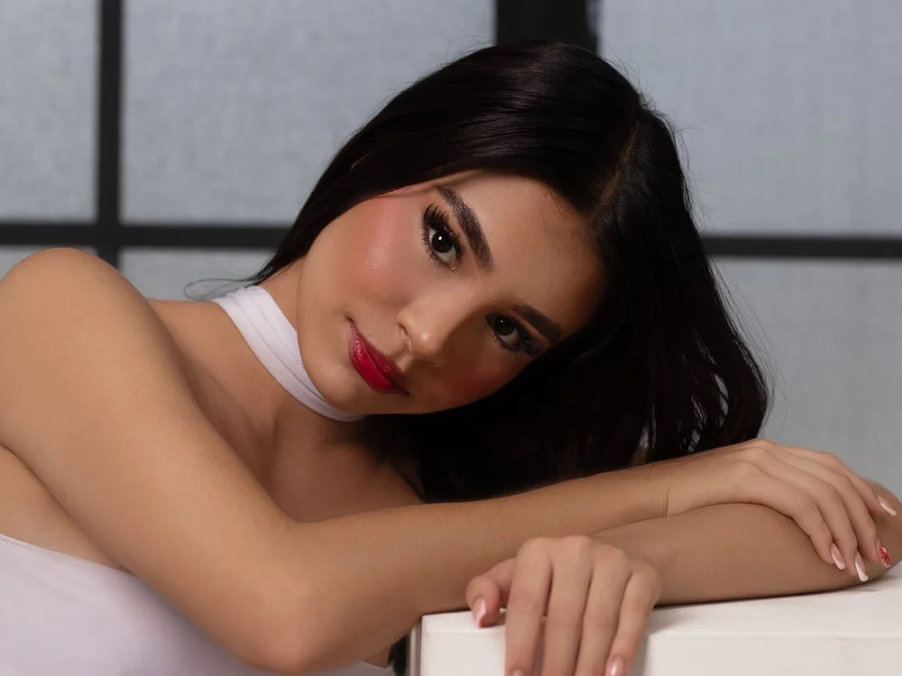 ห้องแชทออฟไลน์ของ Isis_Bella16