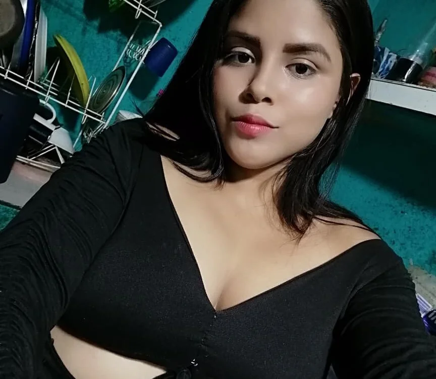 Live Chat with lil_misty on StripChat