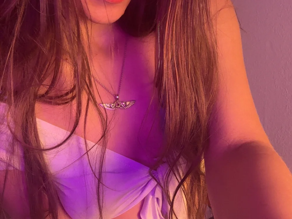 دردشة TheAliJonesX الجنسية دون اتصال