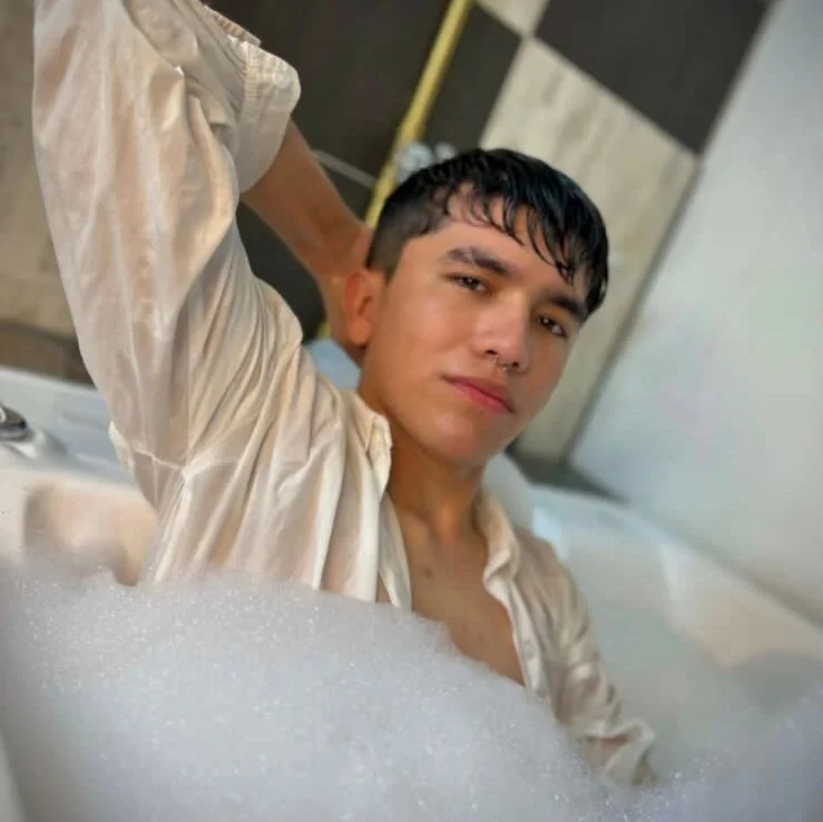 benji_hoter – Offline XXX chat